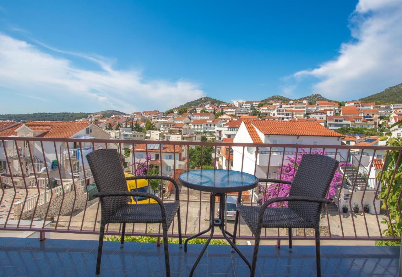 Apartments Sanja Hvar Town Extérieur photo